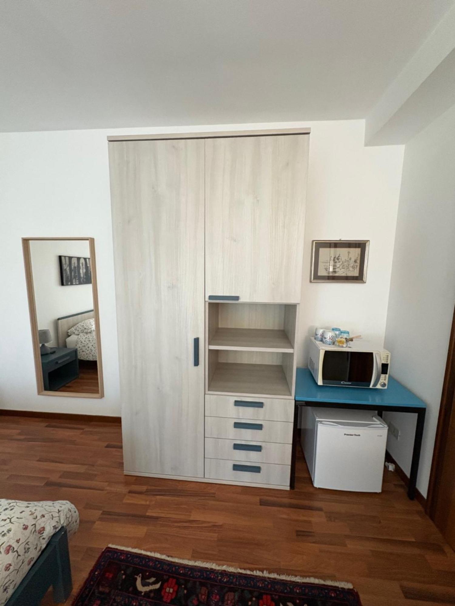 B&B Il Ciliegio Lomnago Exteriör bild